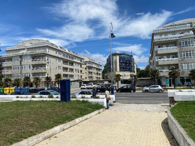 Samil Primera Linea De Playa Vigo Bagian luar foto