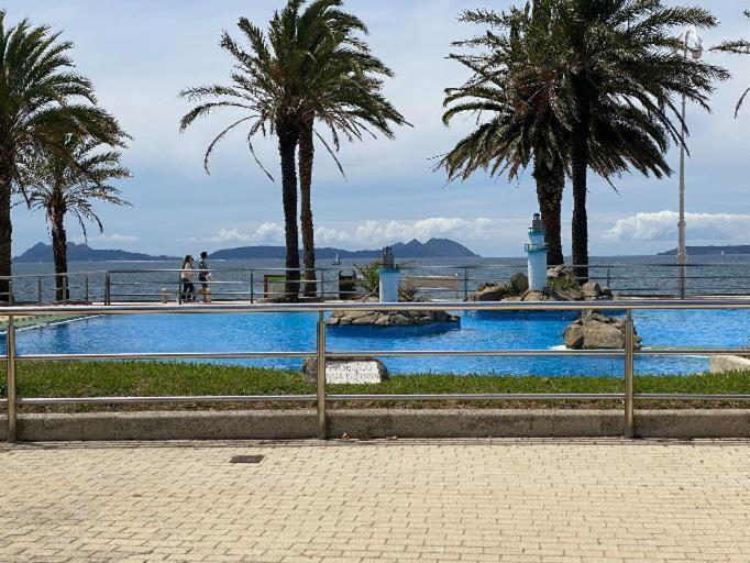 Samil Primera Linea De Playa Vigo Bagian luar foto